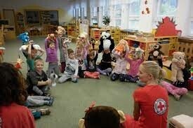První pomoc pro děti "Když Alenka stůně" - pro přihlášené účastníky (foto 1)