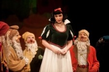Sněhurka - dětské představení (foto 2)