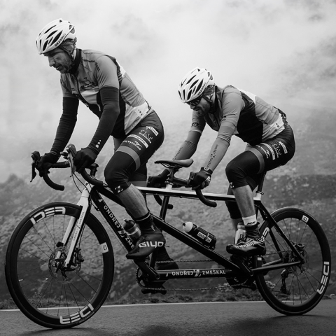 Tour de France ve tmě - dokument (foto 1)