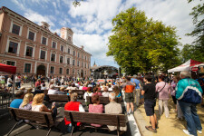 NOVA CIVITAS - pátek (foto 2)