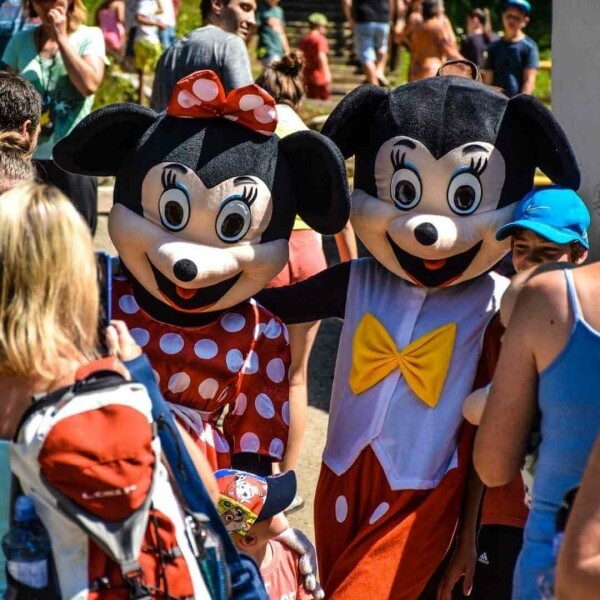 Den hraček (foto 1)