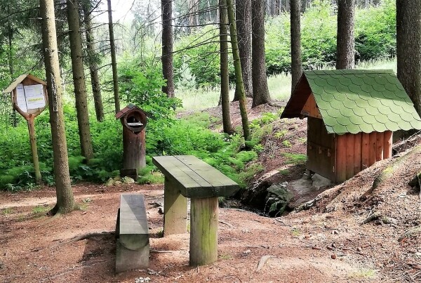 43. JINOŠOVSKÉ STUDÁNKY (foto 1)