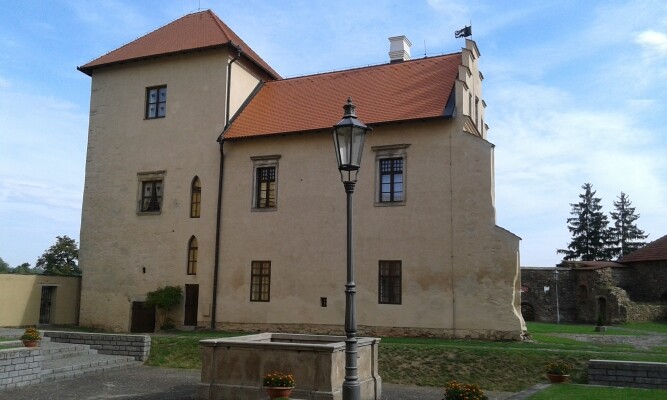 Noc na hradě (foto 1)