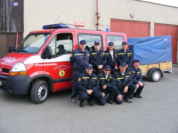 OHEŇ A VODA (foto 1)