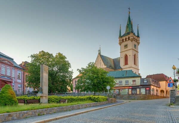 Věda v muzeu - Ing. Jan Vondrák, DrSc., dr. h. c.: Mayská říše, mayský kalendář a záznamy astronomických pozorování (foto 1)