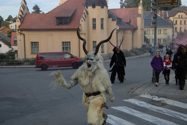 Krampus fire show (foto 1)