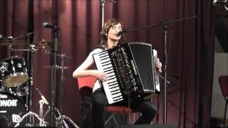 Koncert Jany Jirásko - Kytice, originálně zhudebněné balady K. J. Erbena pro akordeon a zpěv (foto 1)