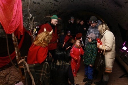 Peklo a nebe na hradě (foto 1)