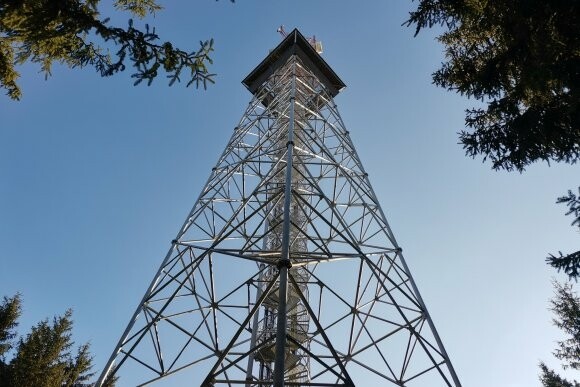 Svrateckou hornatinou k rozhledně Horní les (foto 1)