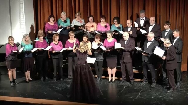 Jarní koncert pěveckého sboru Svatopluk (foto 1)