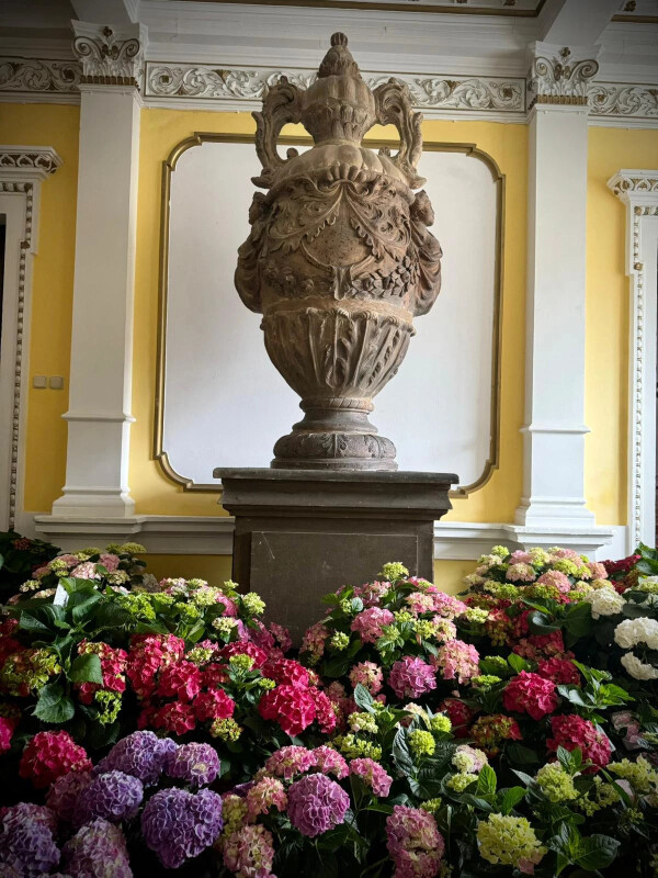 Rozkvetlé skleněné léto na zámku (foto 1)