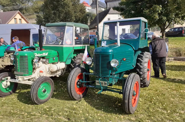 Traktoriáda Velká Losenice (foto 1)