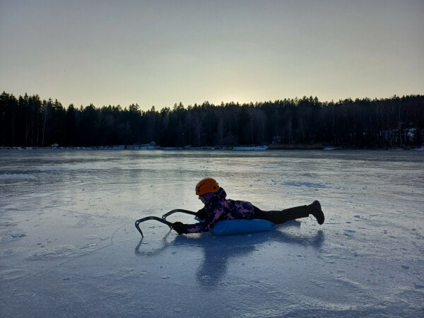 1. novoměstský závod v ledolez(ž)ení (foto 1)