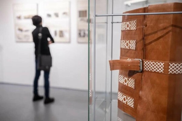 Libri sine asseribus - měkké knižní vazby v kůži a pergamenu (foto 1)