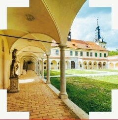 Skvost zapomenutý a znovuzrozený. Zámek Uherčice (foto 1)