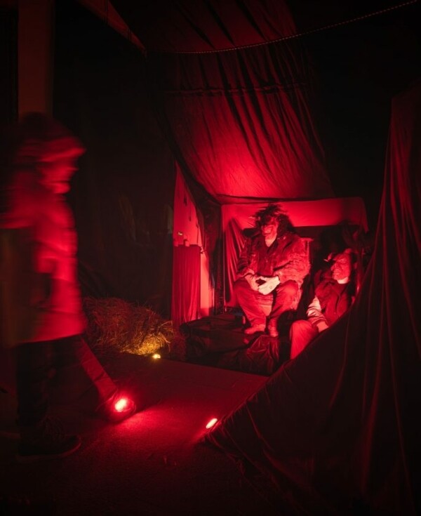 Slet Mikulášů, čertů a andělů (foto 1)