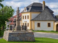 Ostrov nad Oslavou Santiniho stezka