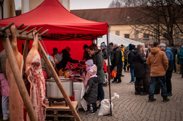 Zabijačkové hody v Telči 2026 (foto 1)