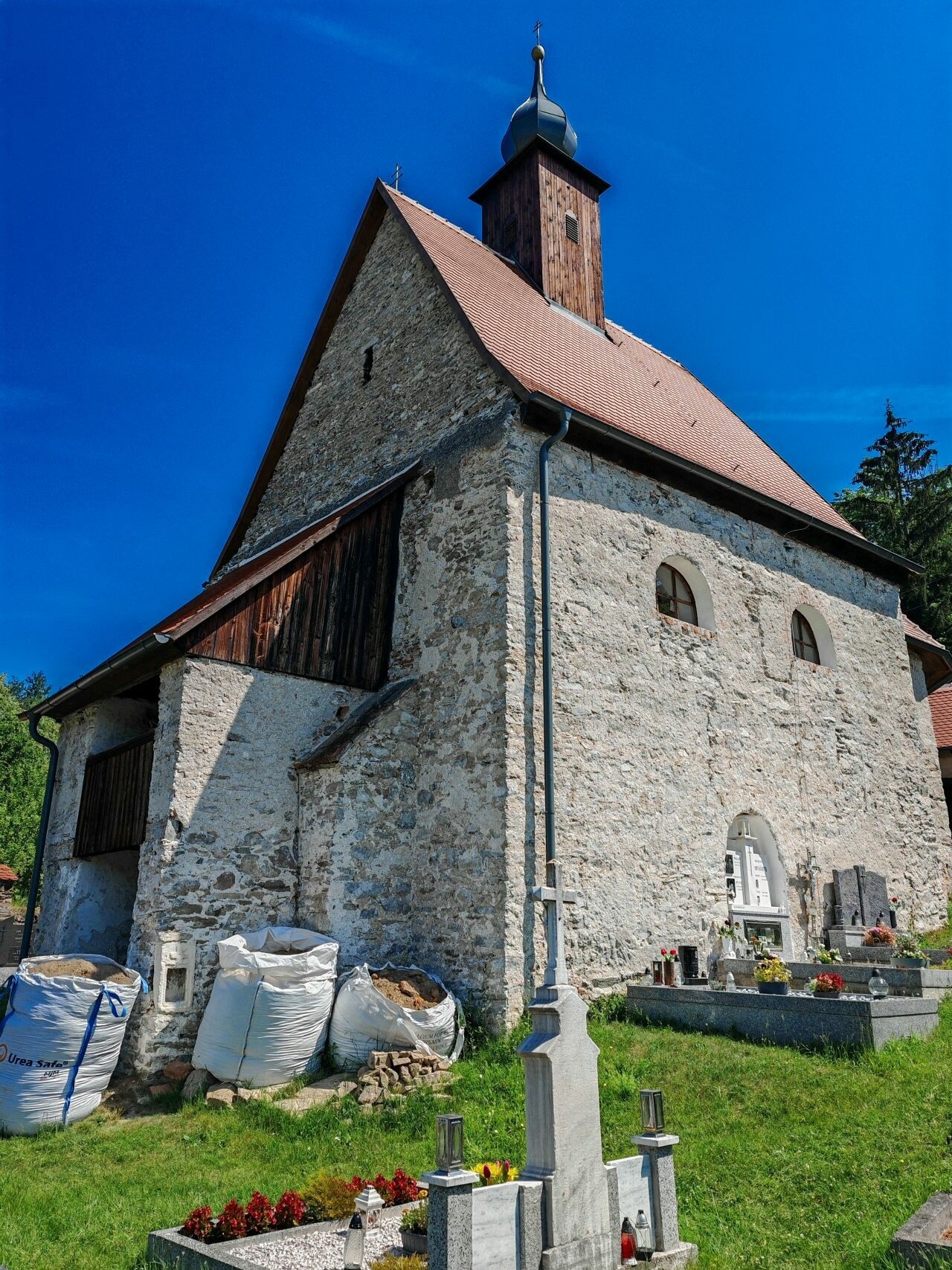 https://www.vysocina.eu/media/clanky/tz-archeolog-nalezy-dolni-cepi-1.jpg