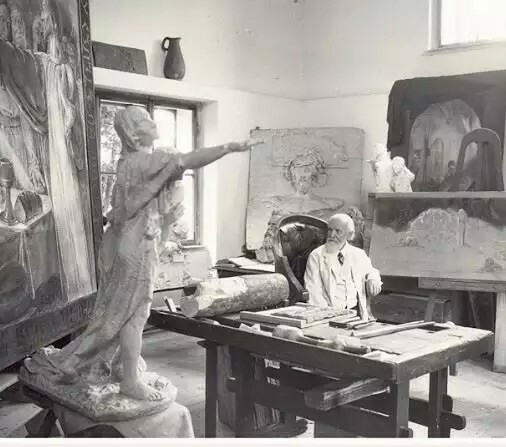 Symbolista František Bílek a jeho rodina v osidlech 20. století (foto 1)